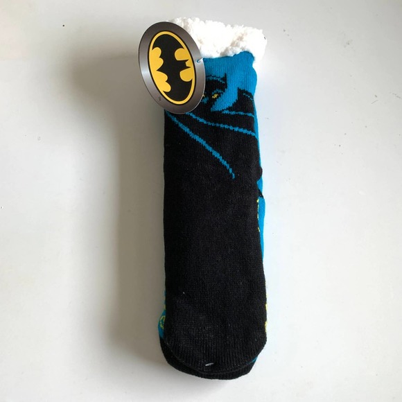 DC Comics Batman Cozy Fuzzy Soft Warm Non-Slip Christmas Sherpa Winter Socks NEW - Picture 4 of 7